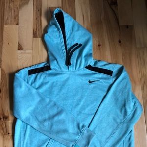 Nike therms fit hoodie